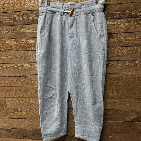 Free People Paradise Toggle-Waist Capri Jeans | Size S - Picture 5 of 11